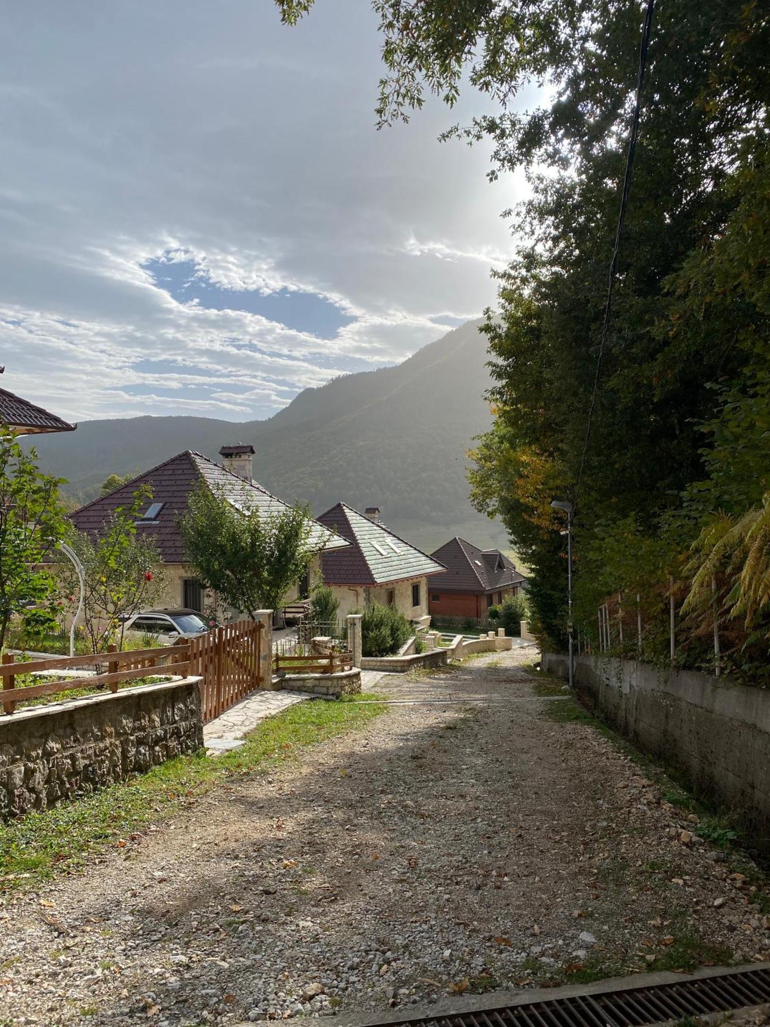 Librazhet Joen Village מראה חיצוני תמונה